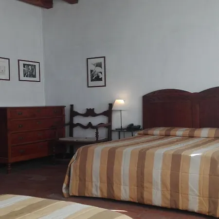 Alberti Hotel 3*