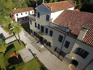 Alberti Hotel 3*