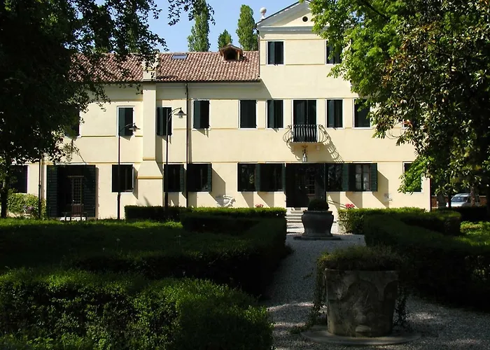 Alberti Hotel